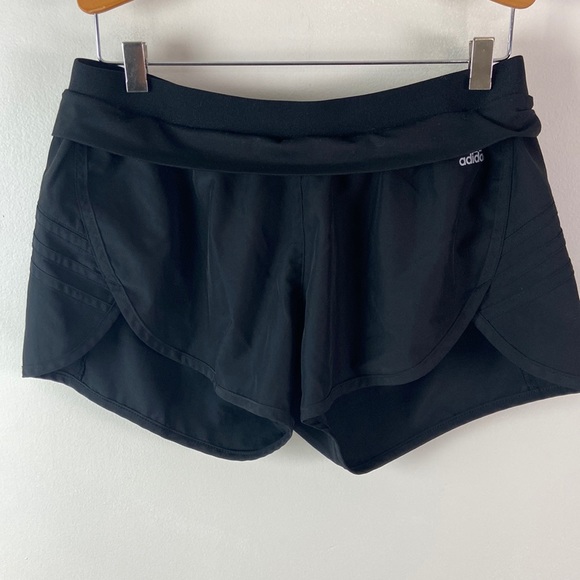 ✨3/$25✨ Adidas Fold Down Athletic Shorts - M - Picture 1 of 8